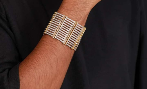 બ્રેસ્લેટ.