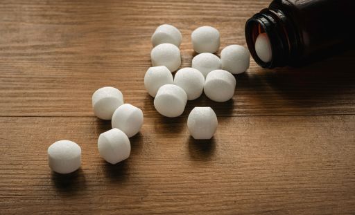 White Naphthalene Balls - 1 Kg. (All Types Colour)