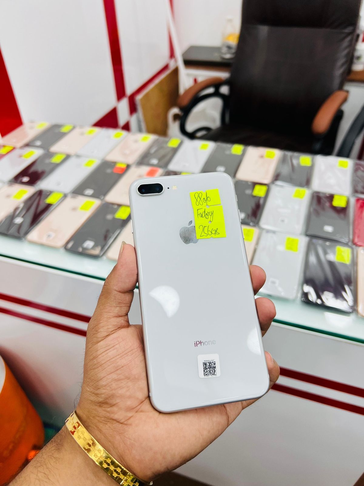 Mint-condition secondhand smartphones