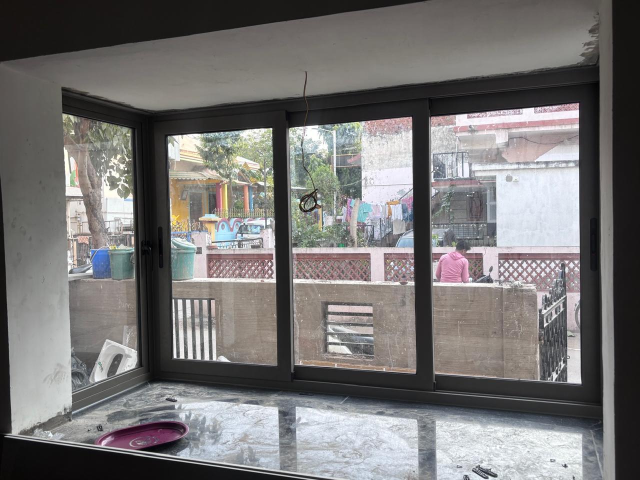 Domal with R40 openable