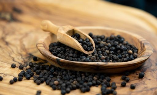 BLACK PEPPER