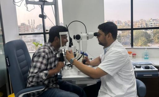 Advanced eye check-up with accurate results