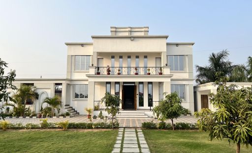 Luxury Bungalow & Farmhouse Bookings