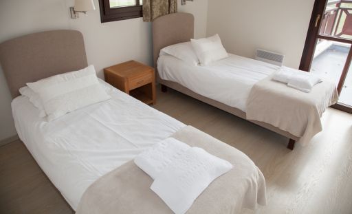 Single Bed Rooms