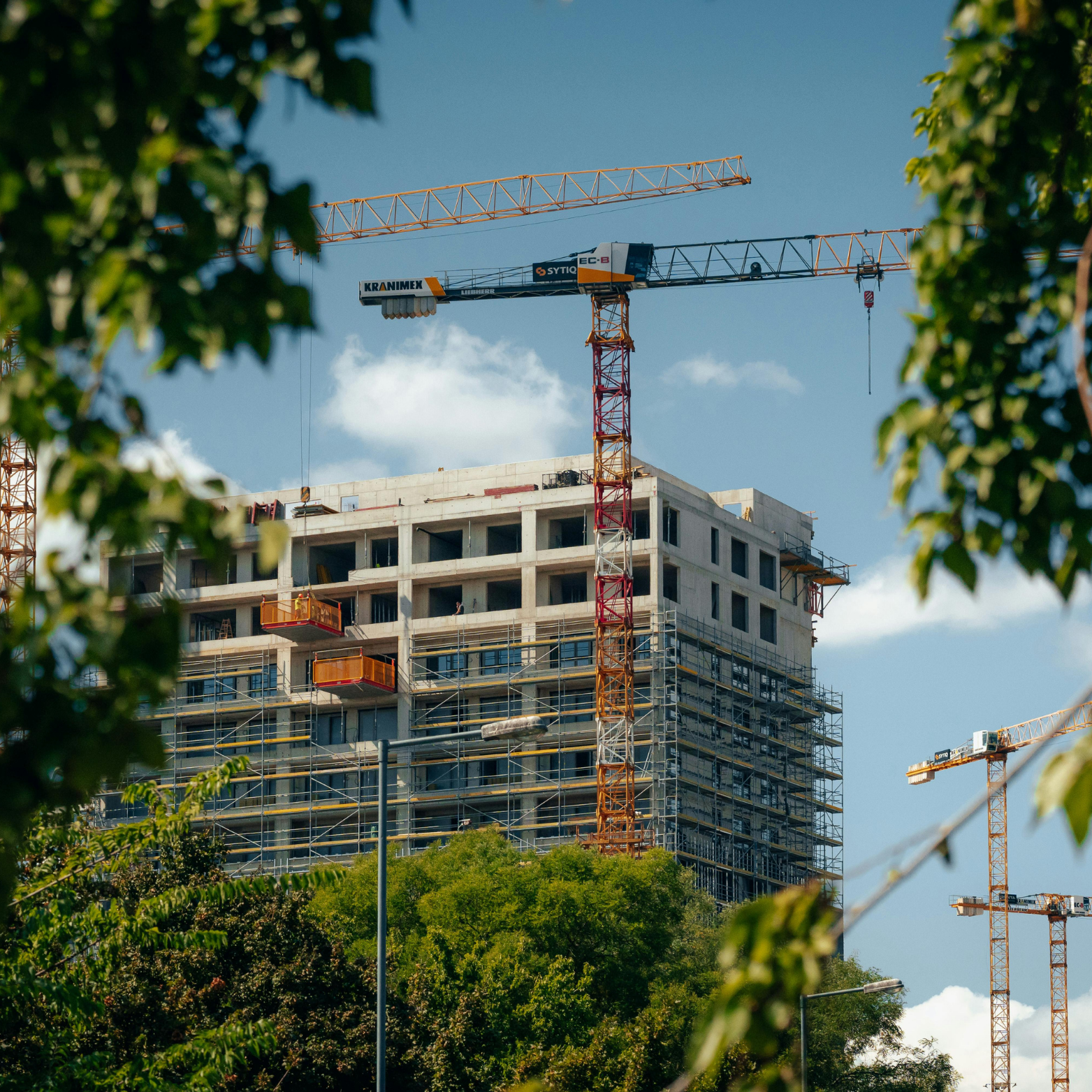 Residential & Commercial Construction
